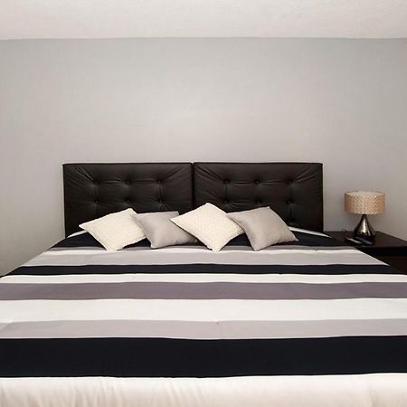 Econosuites Monterrey Kültér fotó
