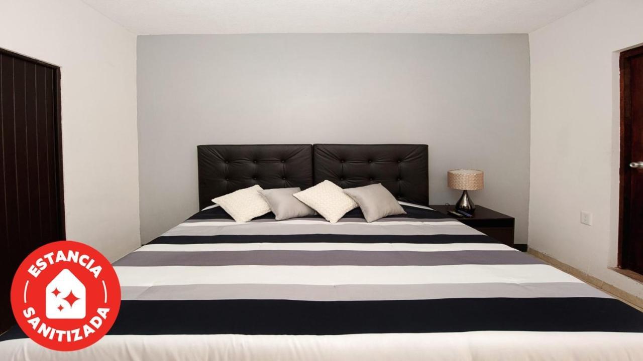 Econosuites Monterrey Kültér fotó