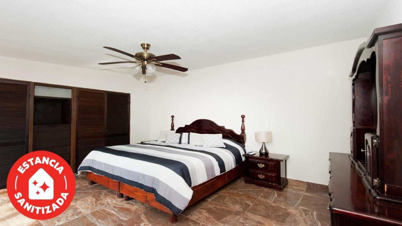 Econosuites Monterrey Kültér fotó