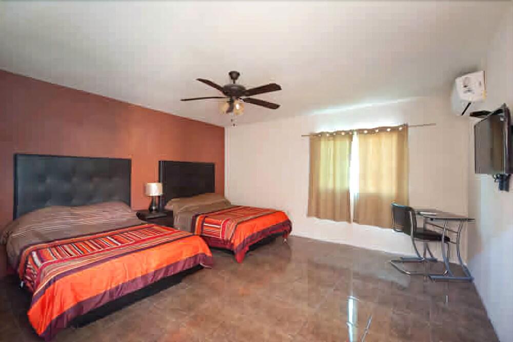 Econosuites Monterrey Kültér fotó